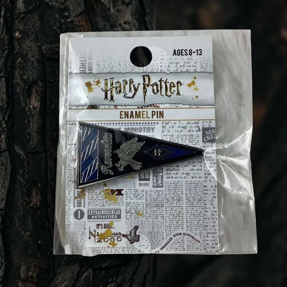 Loungefly Harry Potter Ravenclaw Enamel Pin Pennant Blue Silver LF-HPPN0003 NEW